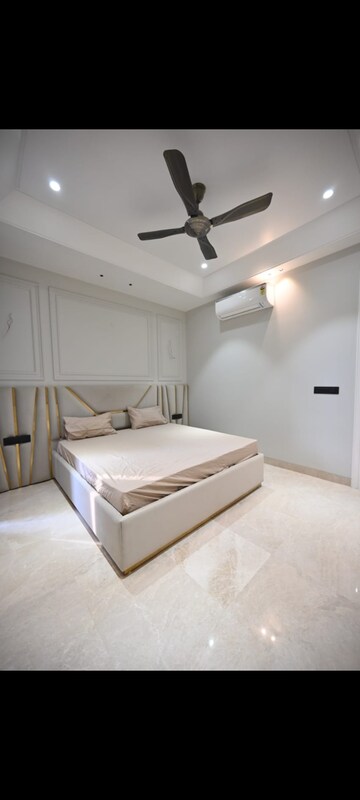 3.5 BHK Apartment For Sale in Sector 35