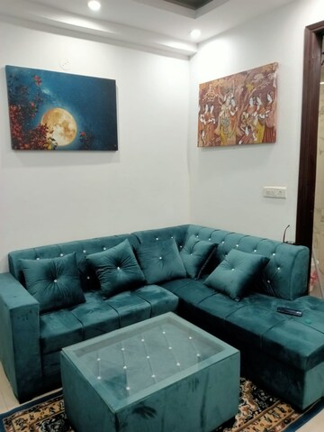 Bedroom in 2 BHK Builder Floor at Saket – for Rent