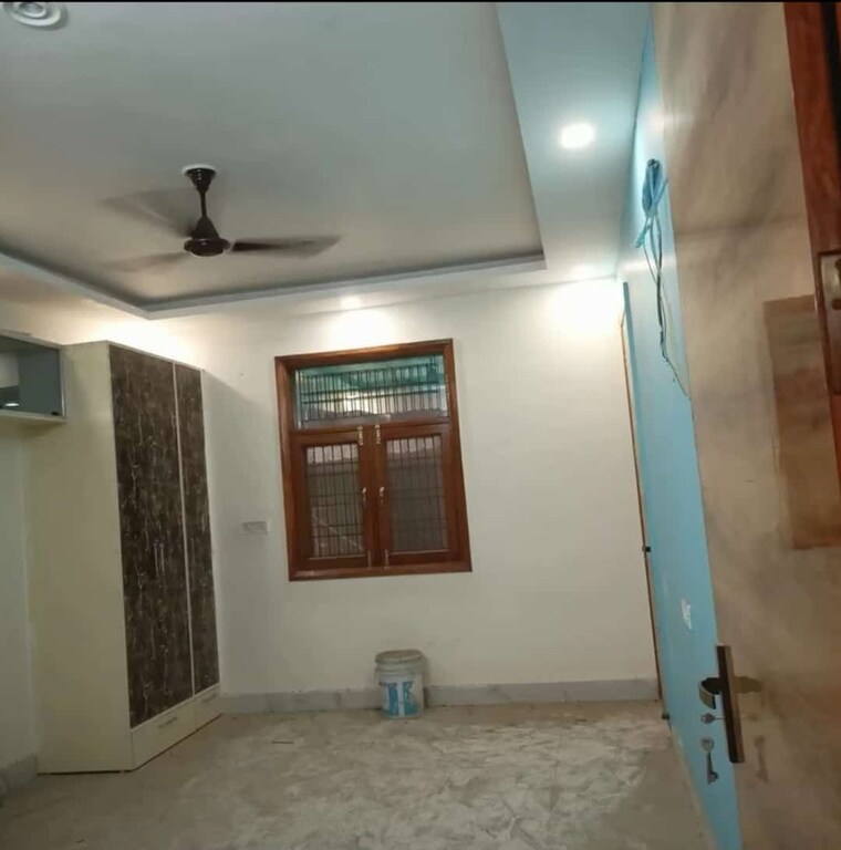 Room, burari 2 Bedroom 85 Sq.Yd. Builder Floor In Burari Delhi 8725217