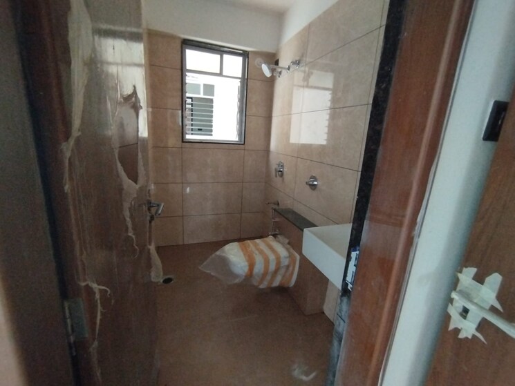 Bathroom, bramhacorp-f-residences 2 Bedroom 641 Sq.Ft. Apartment In Kalyani Nagar Pune 8725220