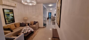 Living Room in 4 BHK Apartment at Indiabulls Centrum Park, Sector 103 – for Rent