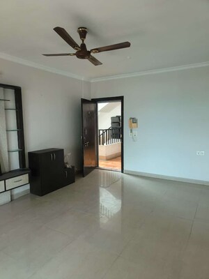 Room in 2.5 BHK Apartment at Chordia Mithras Park, Pimple Saudagar – for Sale