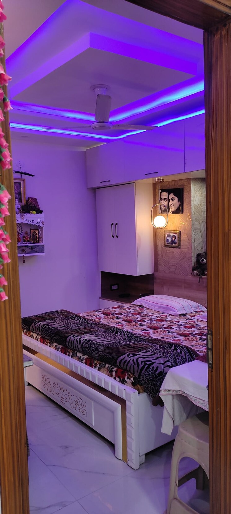 Bedroom, dwarka mor 3 Bedroom 910 Sq.Ft. Builder Floor In Dwarka Mor Delhi 8725389