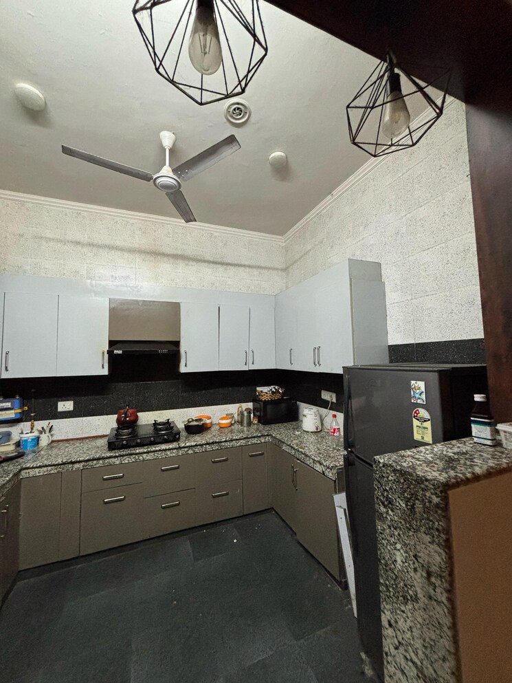 Kitchen, greater kailash i 4 Bedroom 208 Sq.Yd. Builder Floor In Greater Kailash I Delhi 8725364