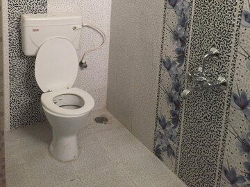 Bathroom in 2 BHK Independent House at Rt Nagar – for Rent