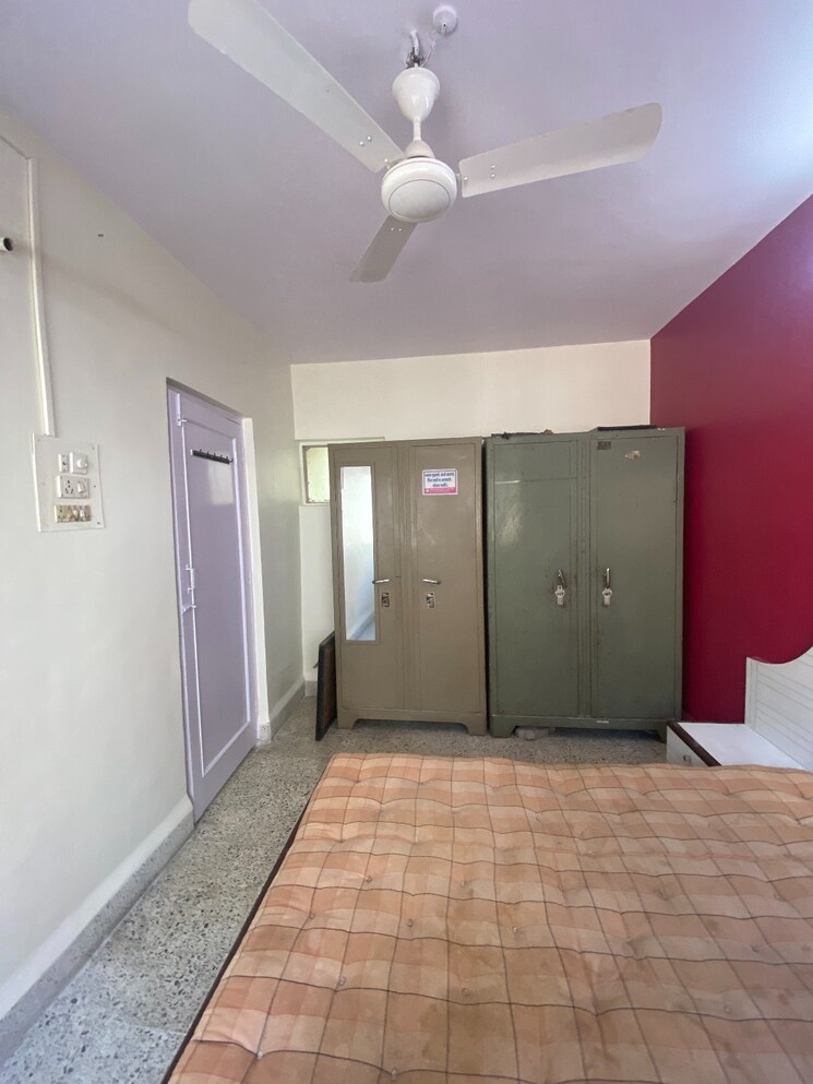 Room, siddharth-nagar-chs 1 Bedroom 600 Sq.Ft. Apartment In Borivali East Mumbai 8725417