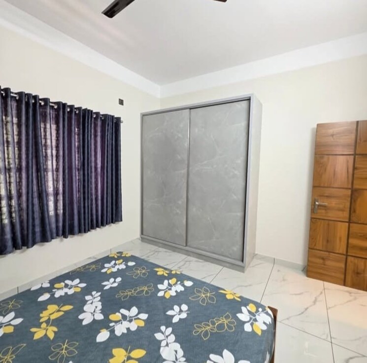 Bedroom, sector 30 3.5 Bedroom 2940 Sq.Ft. Builder Floor In Sector 30 Faridabad 8725424