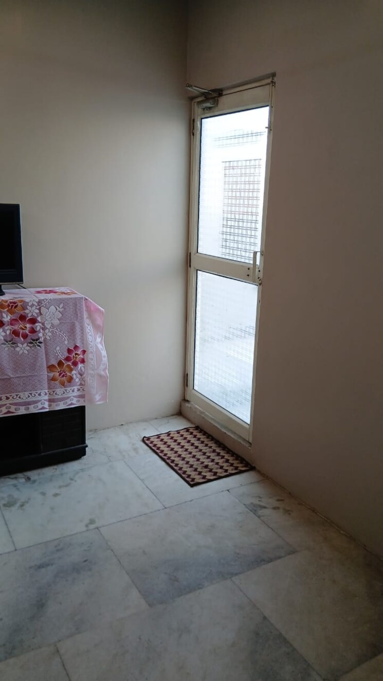 Bedroom, greater kailash i 1 RK 30 Sq.Yd. Builder Floor In Greater Kailash I Delhi 8725459