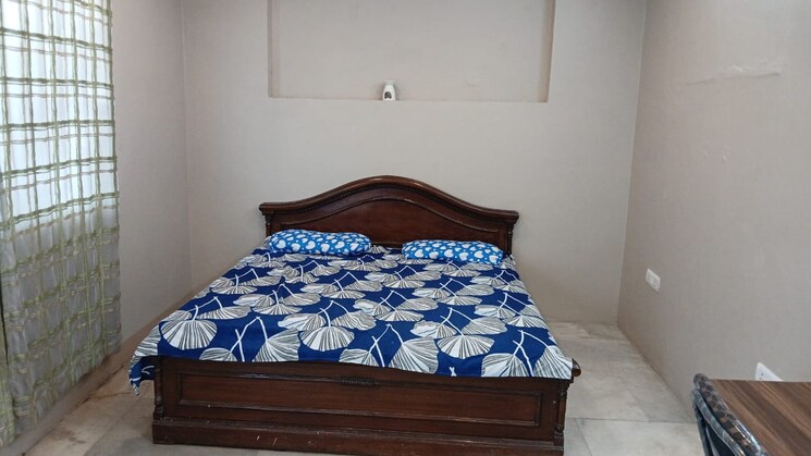 Bedroom, greater kailash i 1 RK 30 Sq.Yd. Builder Floor In Greater Kailash I Delhi 8725459