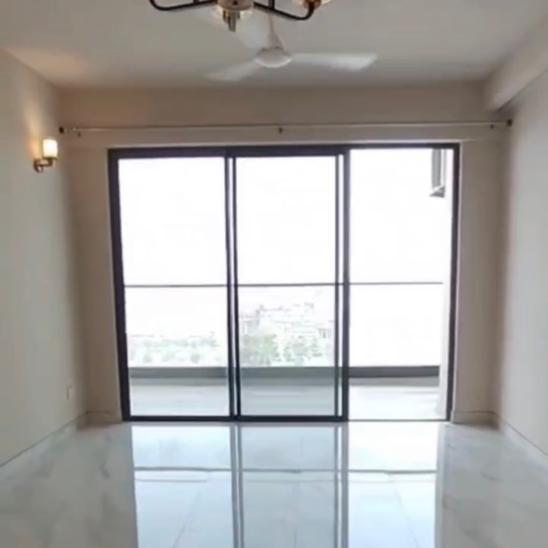 3 BHK + Servant Room Apartment For Rent in M3M Sky City