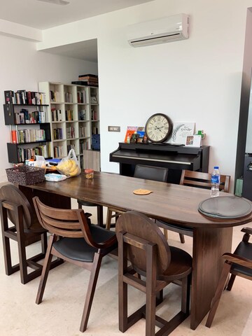 Living Room in 4 BHK Apartment at DLF The Crest, Sector 54 – for Rent
