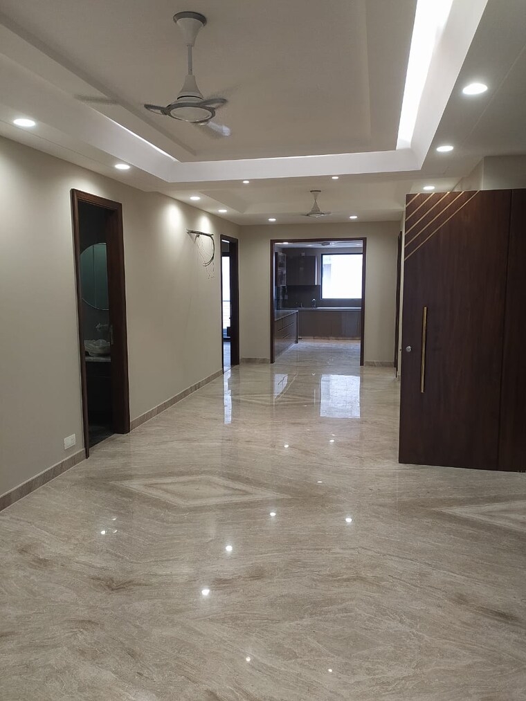 Room, burari 3 Bedroom 135 Sq.Yd. Builder Floor In Burari Delhi 8725493