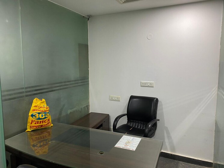 Floor Plan, sector 63 Commercial Office Space 11000 Sq.Ft. In Sector 63 Noida 8725577