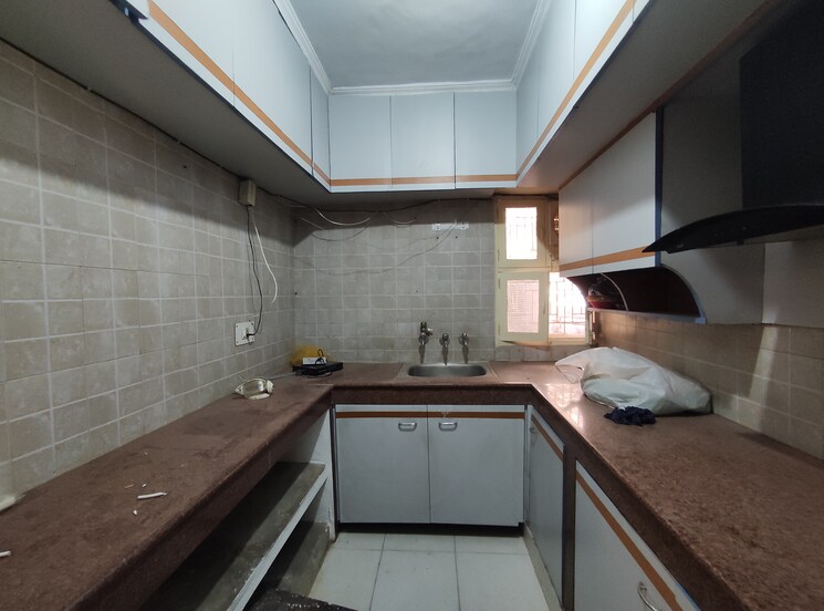 Kitchen, vasant kunj 3 Bedroom 1500 Sq.Ft. Apartment In Vasant Kunj Delhi 8725579