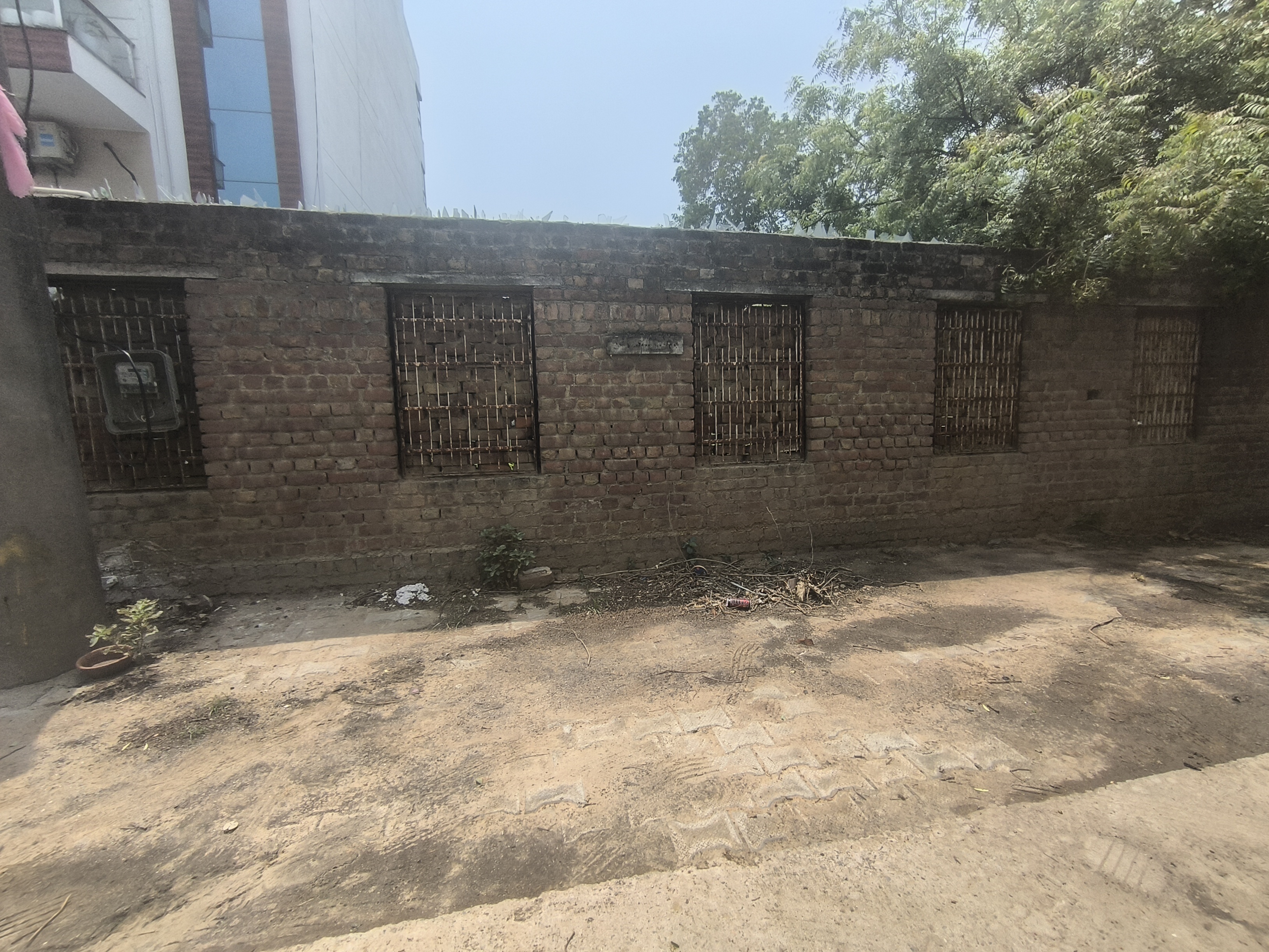 Plot For Sale in Independent Plot 