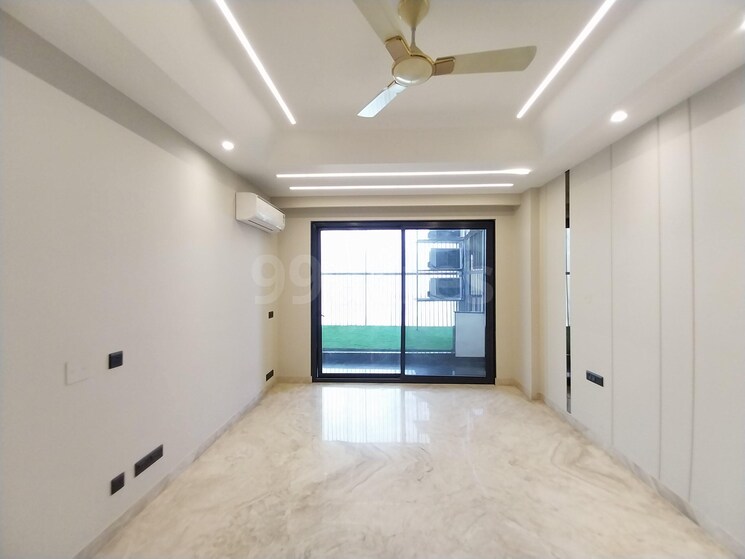 Bedroom, dlf phase i 4 Bedroom 300 Sq.Yd. Builder Floor In Dlf Phase I Gurgaon 8725609