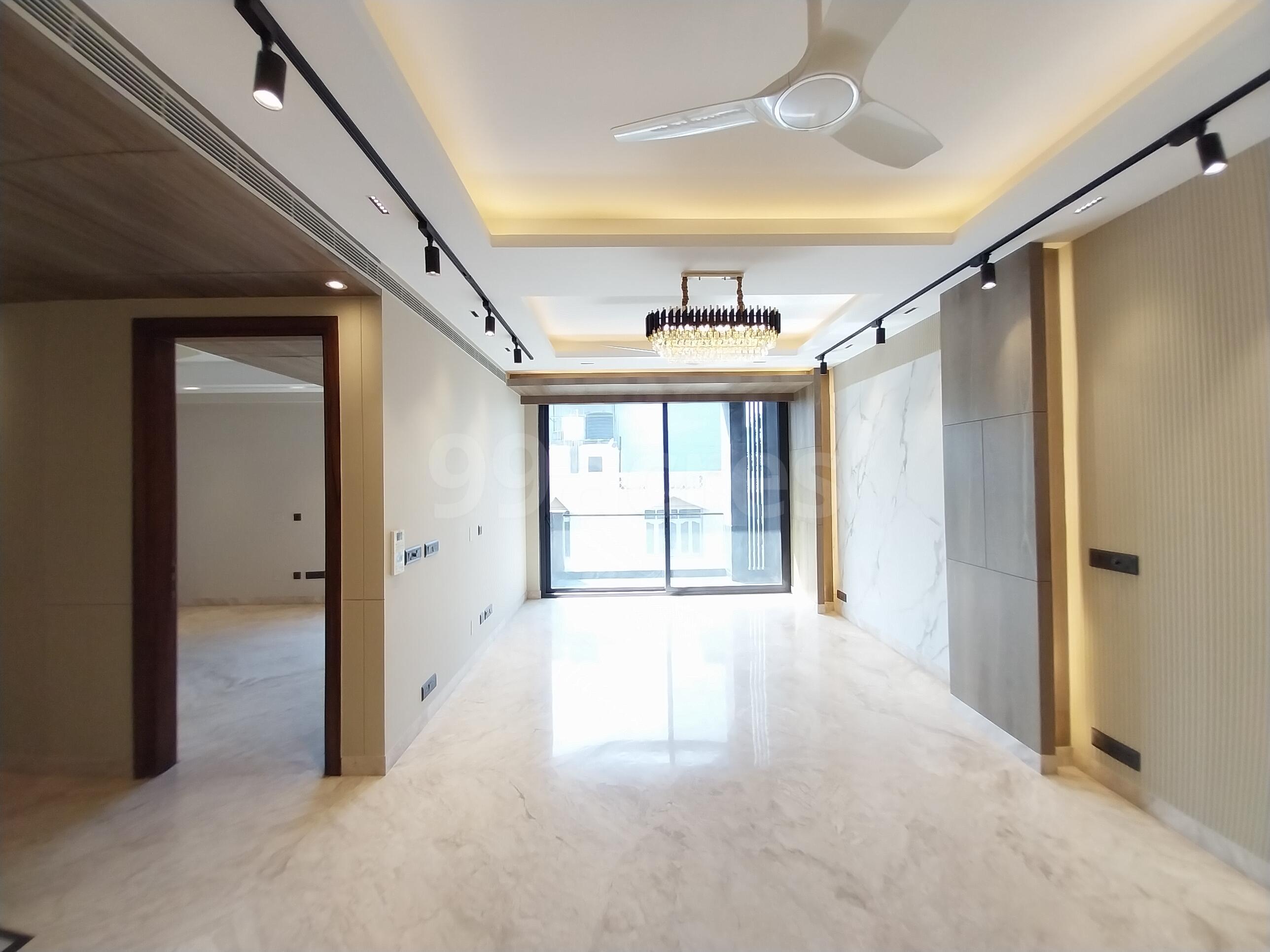 4 BHK + Servant Room Builder Floor For Sale in DLF Phase I
