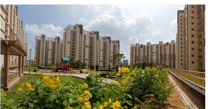 Exterior View, emaar-gurgaon-greens 3 Bedroom 1670 Sq.Ft. Apartment In Sector 102 Gurgaon 8725729