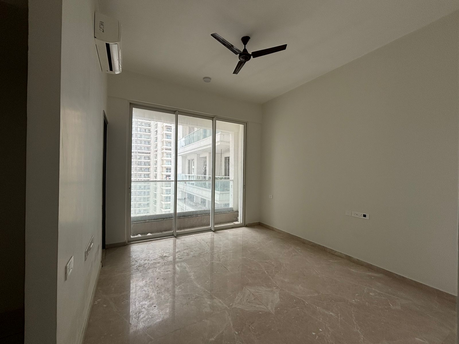 5 BHK + Pooja Room Apartment For Sale in Omkar Alta Monte