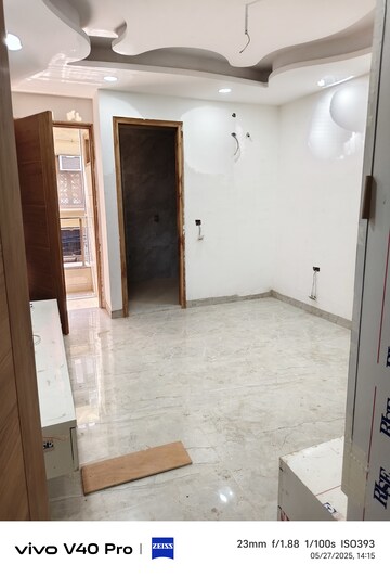 3.5 BHK Builder Floor For Sale in Laxmi Nagar