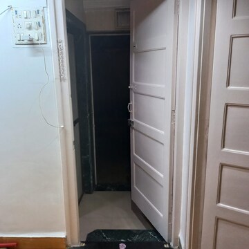  1 RK Apartment at Siddhi Vinayak Mandir Area – for Rent