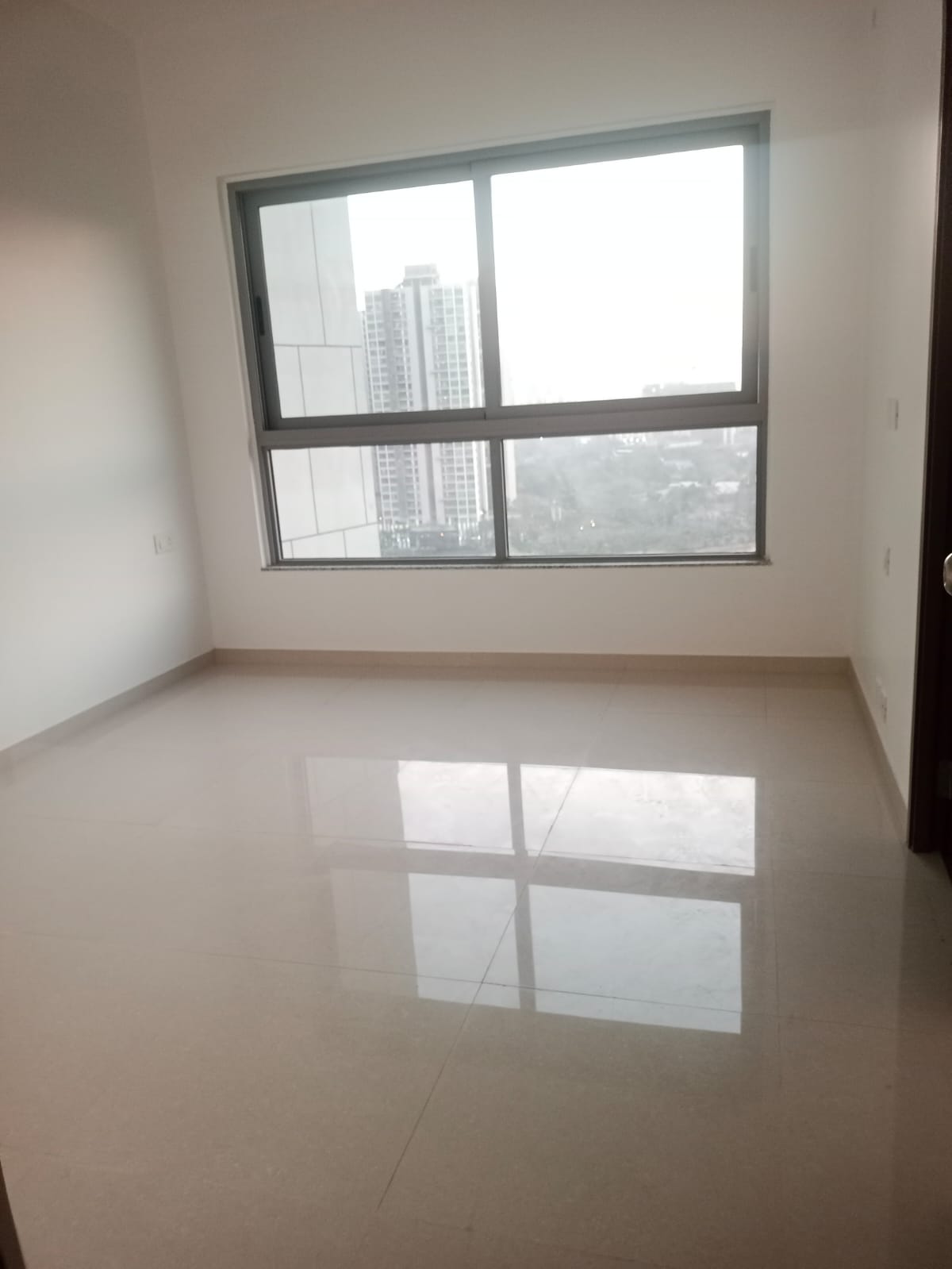 2 BHK Apartment For Rent in Kalpataru Immensa
