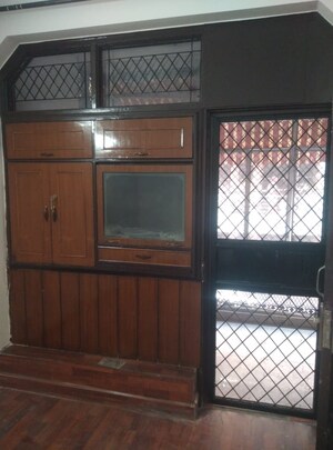 Room in 2 BHK Builder Floor at KS Complex, Sector 1 Vaishali – for Sale