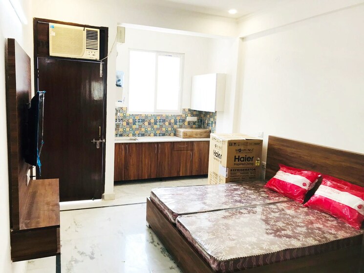 Bedroom, sector 27 1 RK 500 Sq.Ft. Builder Floor In Sector 27 Gurgaon 8719820