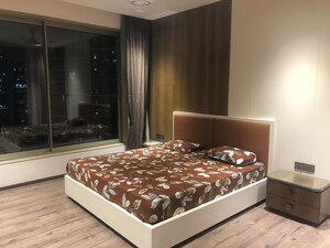 5 BHK Apartment For Sale in Vesu