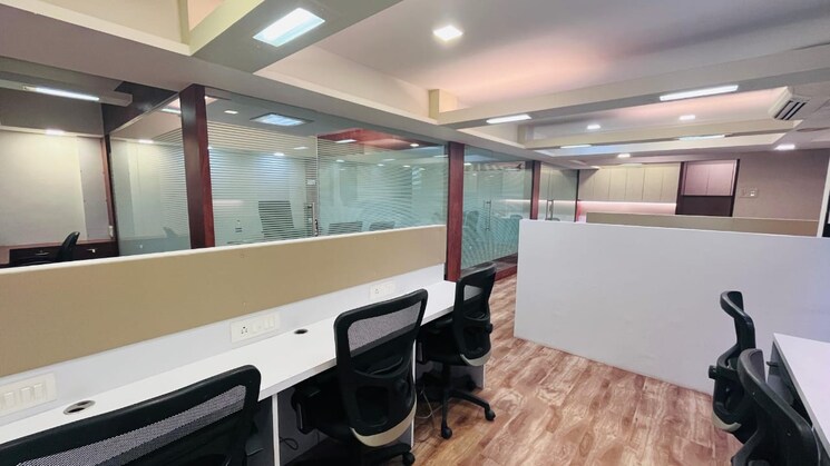 Team Area, prabhadevi Commercial Office Space 11000 Sq.Ft. In Prabhadevi Mumbai 8725981