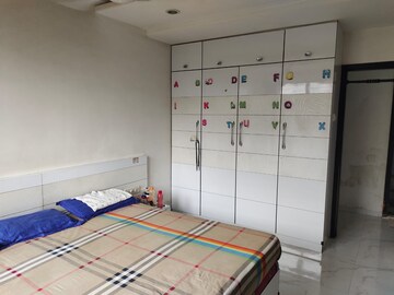 Bedroom in 2 BHK Apartment at Oberoi Realty Splendor, Andheri East – for Sale