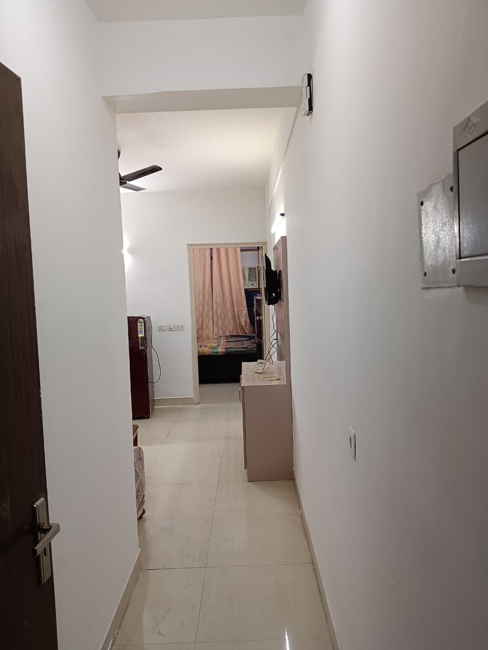 1 BHK + Extra Room Apartment For Rent in Signature Global Synera