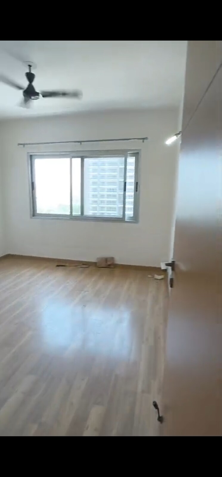 Room, tata-gurgaon-gateway 2 Bedroom 1580 Sq.Ft. Apartment In Sector 112 Gurgaon 8726367