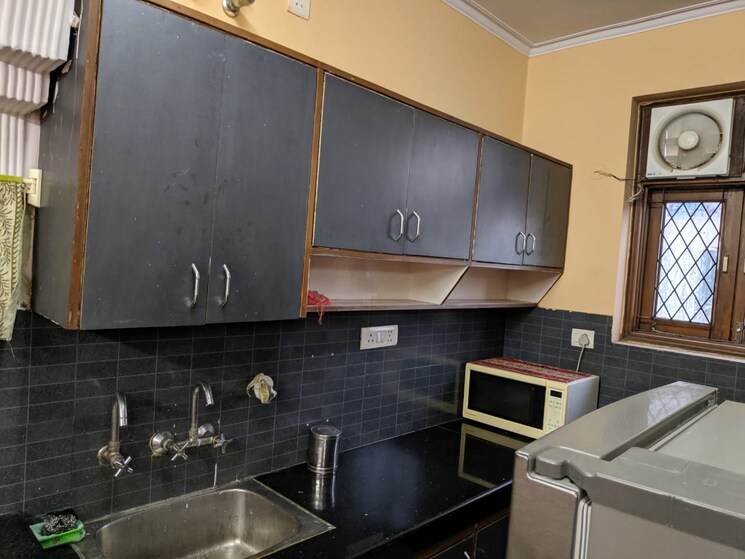 Kitchen, lajpat nagar ii 2 Bedroom 900 Sq.Ft. Builder Floor In Lajpat Nagar ii Delhi 8726375