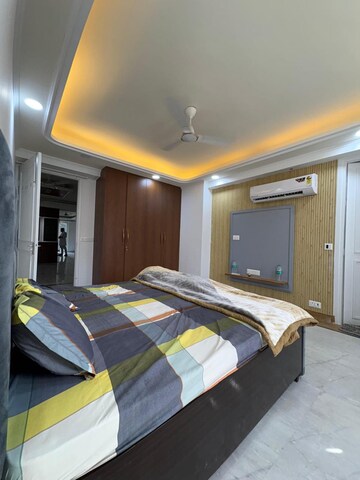 Bedroom in 4 BHK Builder Floor at Uppal Gurgaon 99, Sector 99 – for Rent