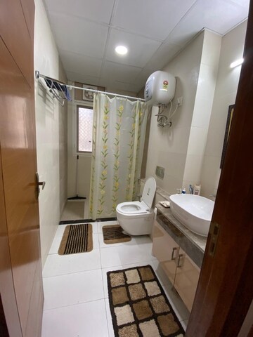 Bathroom in 3 BHK Villa at Amrapali Dream Valley, Tech Zone 4 Greater Noida – for Sale