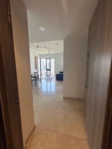 Room in 2 BHK Apartment at Lodha Parkside, Worli – for Rent