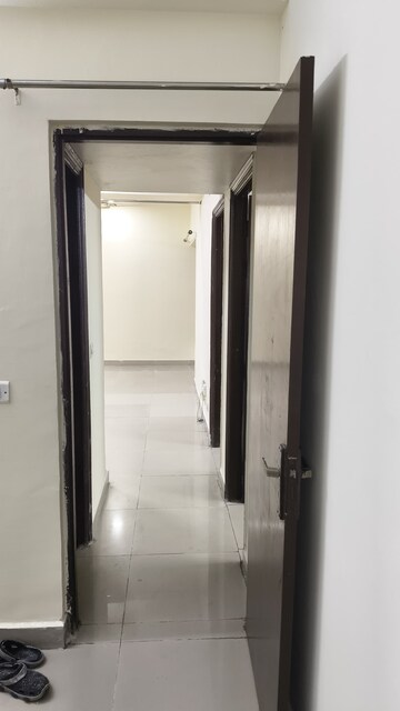 2 BHK Apartment For Rent in Panchsheel Greens II, Sector 16 Greater Noida
