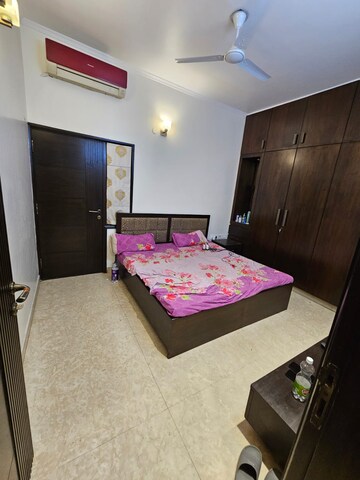Bedroom in 2 BHK Builder Floor at Lajpat Nagar ii – for Rent