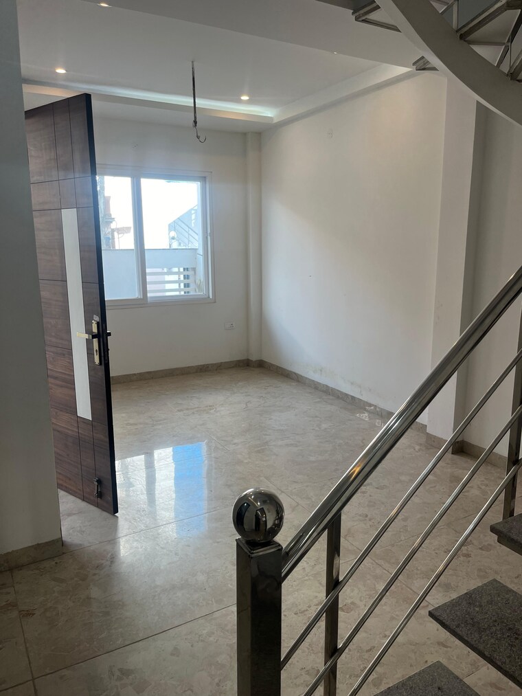 undefined, shimla bypass road 3 Bedroom 100 Sq.Yd. Independent House In Shimla Bypass Road Dehradun 8726802