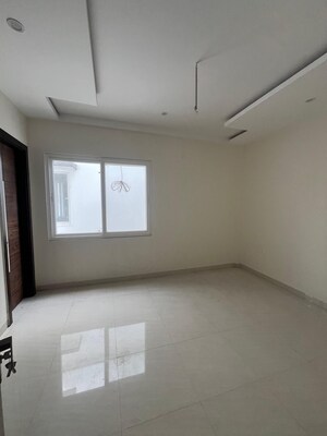 Room in 3 BHK Independent House at Shimla Bypass Road – for Sale