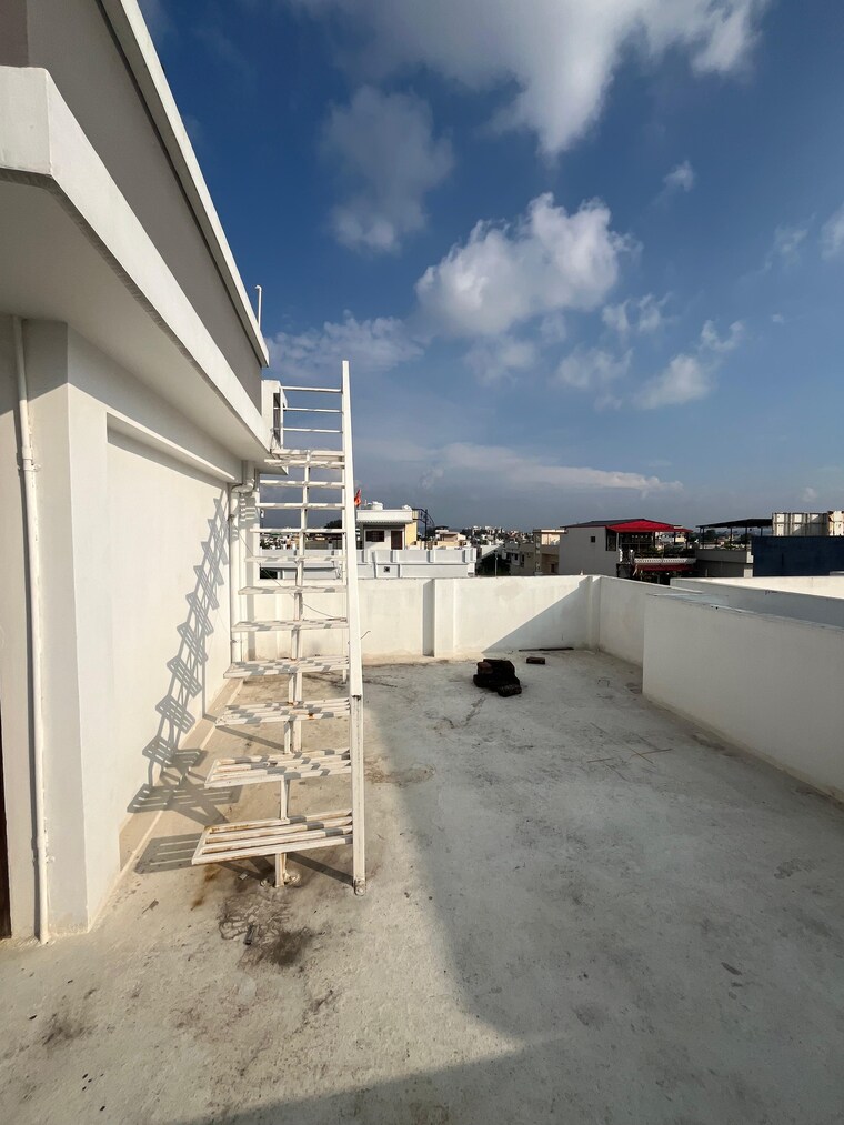 Balcony, shimla bypass road 3 Bedroom 100 Sq.Yd. Independent House In Shimla Bypass Road Dehradun 8726802