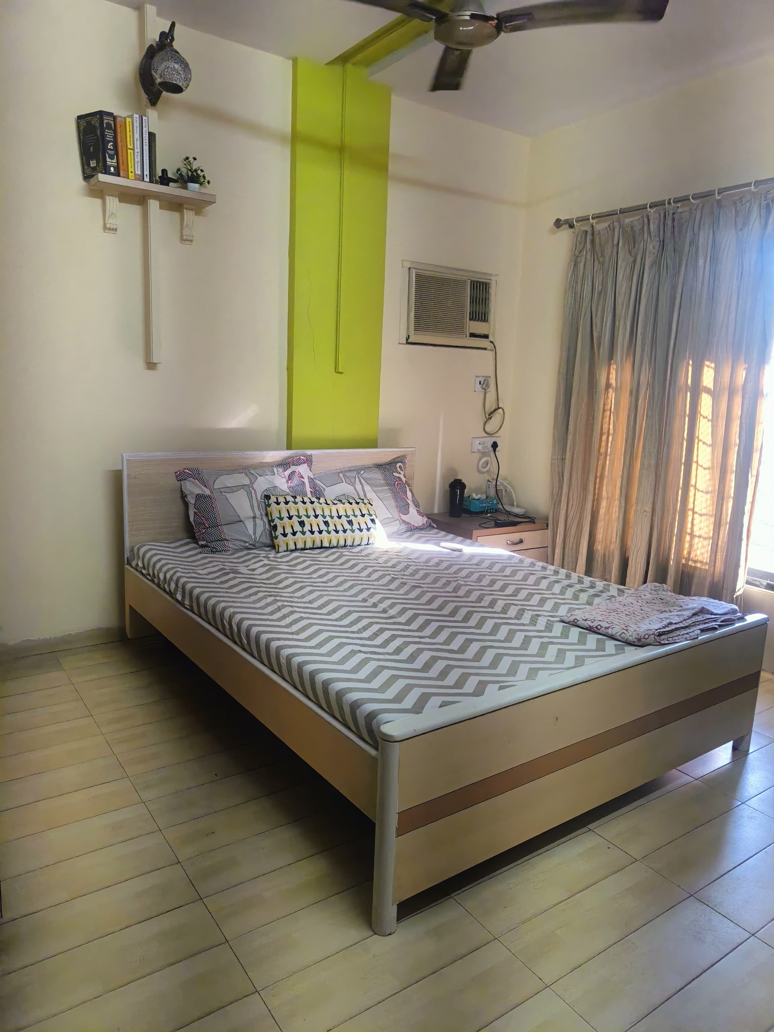 2 BHK 700 Sq.Ft. Apartment in Shell Colony