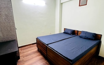 1 BHK Builder Floor For Rent in Sector 12