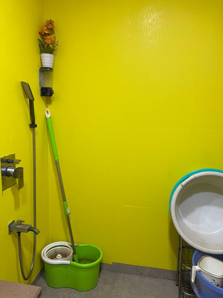 Other, yash-evershine 3 Bedroom 1350 Sq.Ft. Penthouse In Malad West Mumbai 8727126