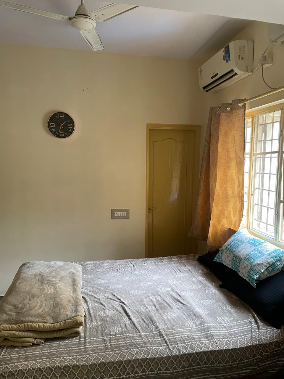 4 BHK + Pooja Room Independent House For Sale in Seshadripuram