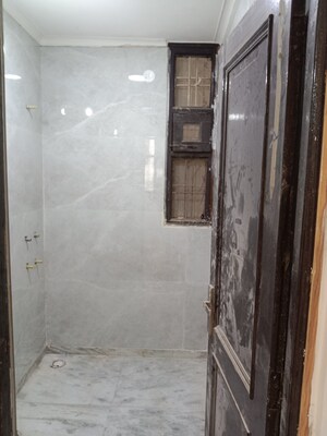 Attached Bathroom in 2 BHK Builder Floor at Green Fields Colony – for Sale
