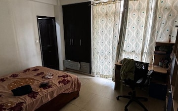 1 BHK Builder Floor For Rent in Sector 12
