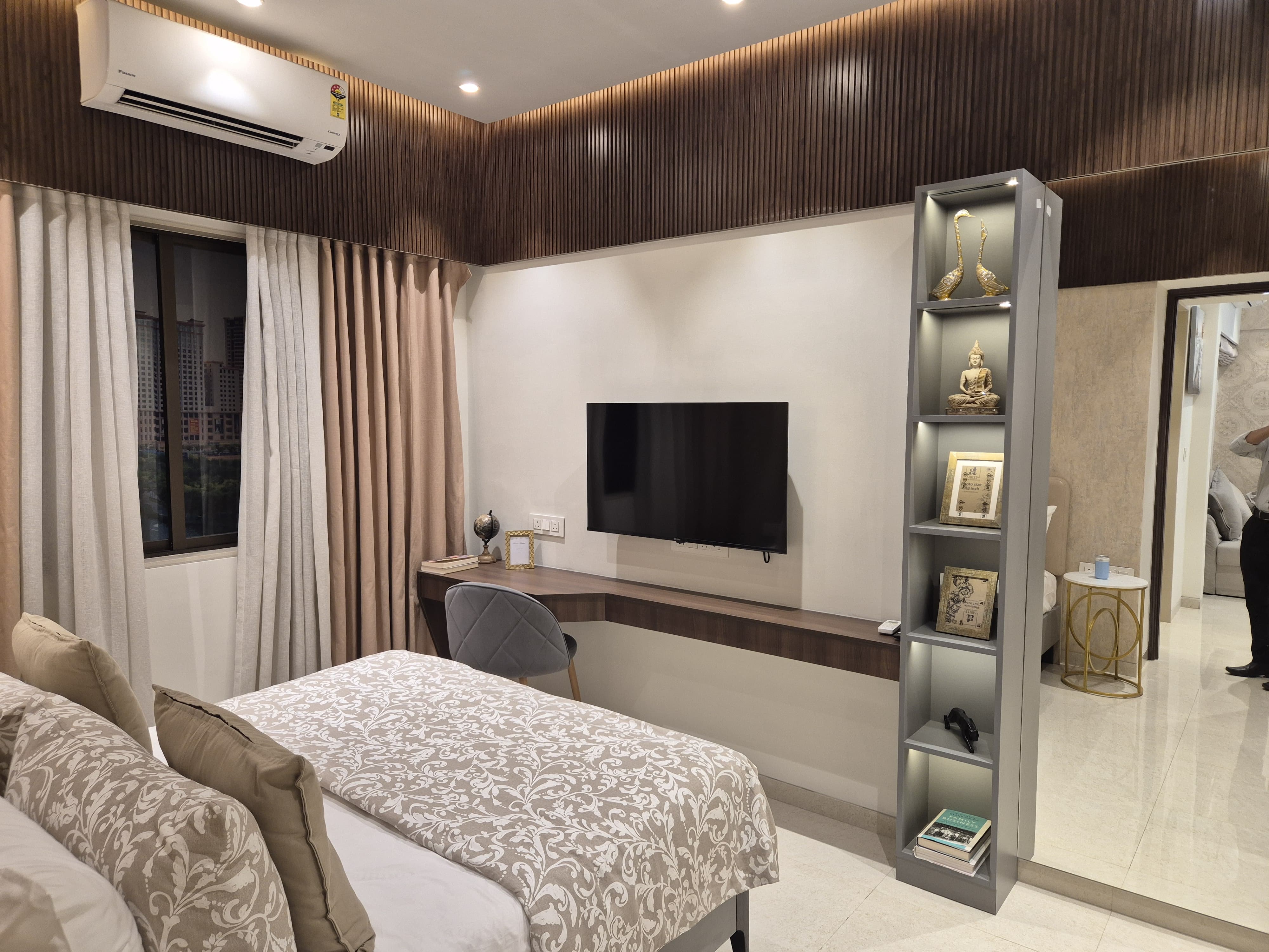 1 BHK Apartment For Sale in Ajmera 78 Lake Town