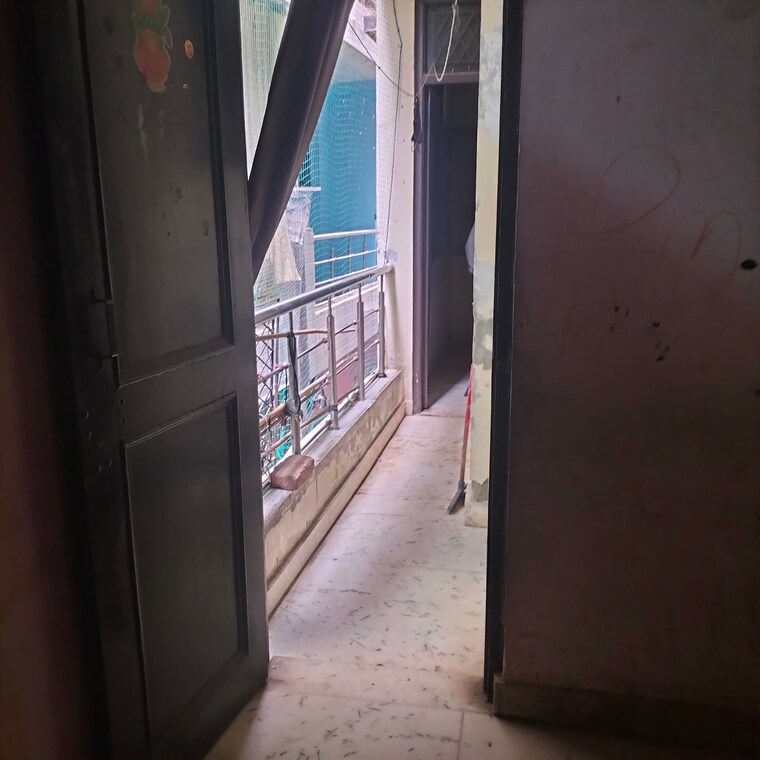 Balcony, new ashok nagar 1 Bedroom 350 Sq.Ft. Builder Floor In New Ashok Nagar Delhi 8727461